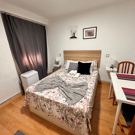 Habitacion Interior En Madrid Luaran gambar