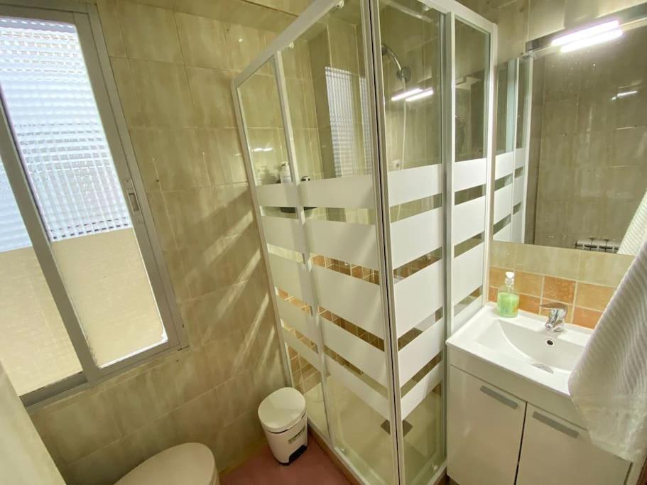 Habitacion Interior En Madrid Luaran gambar